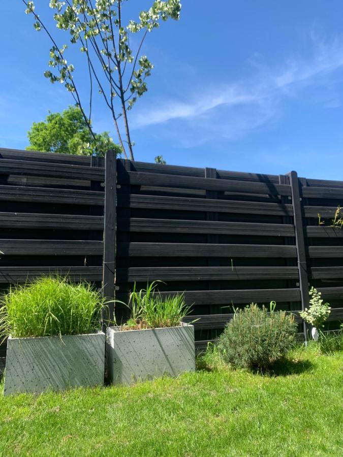 Garden Apartment Self Check-In - Bezkluczowy Dostep W 10 Minut O Kazdej Porze Krasków Εξωτερικό φωτογραφία