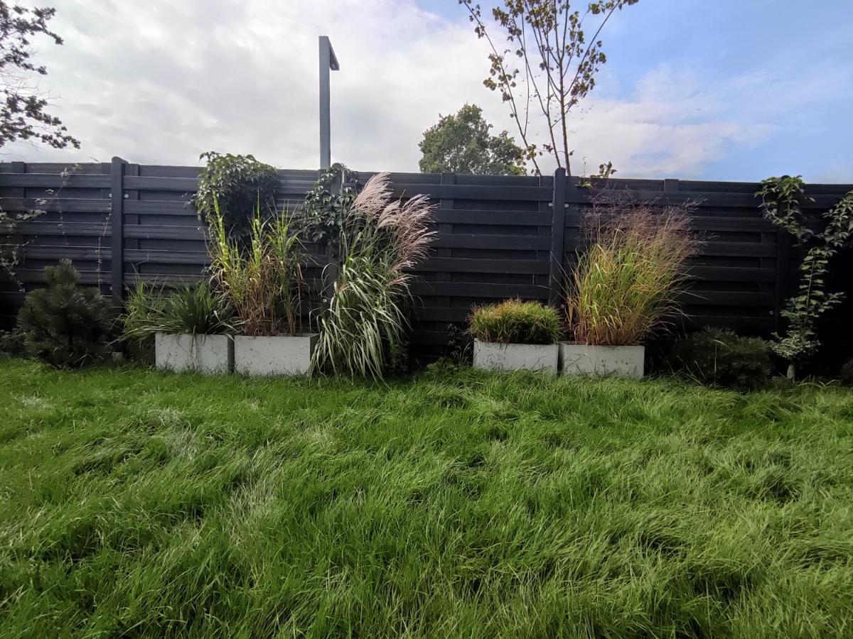 Garden Apartment Self Check-In - Bezkluczowy Dostep W 10 Minut O Kazdej Porze Krasków Εξωτερικό φωτογραφία